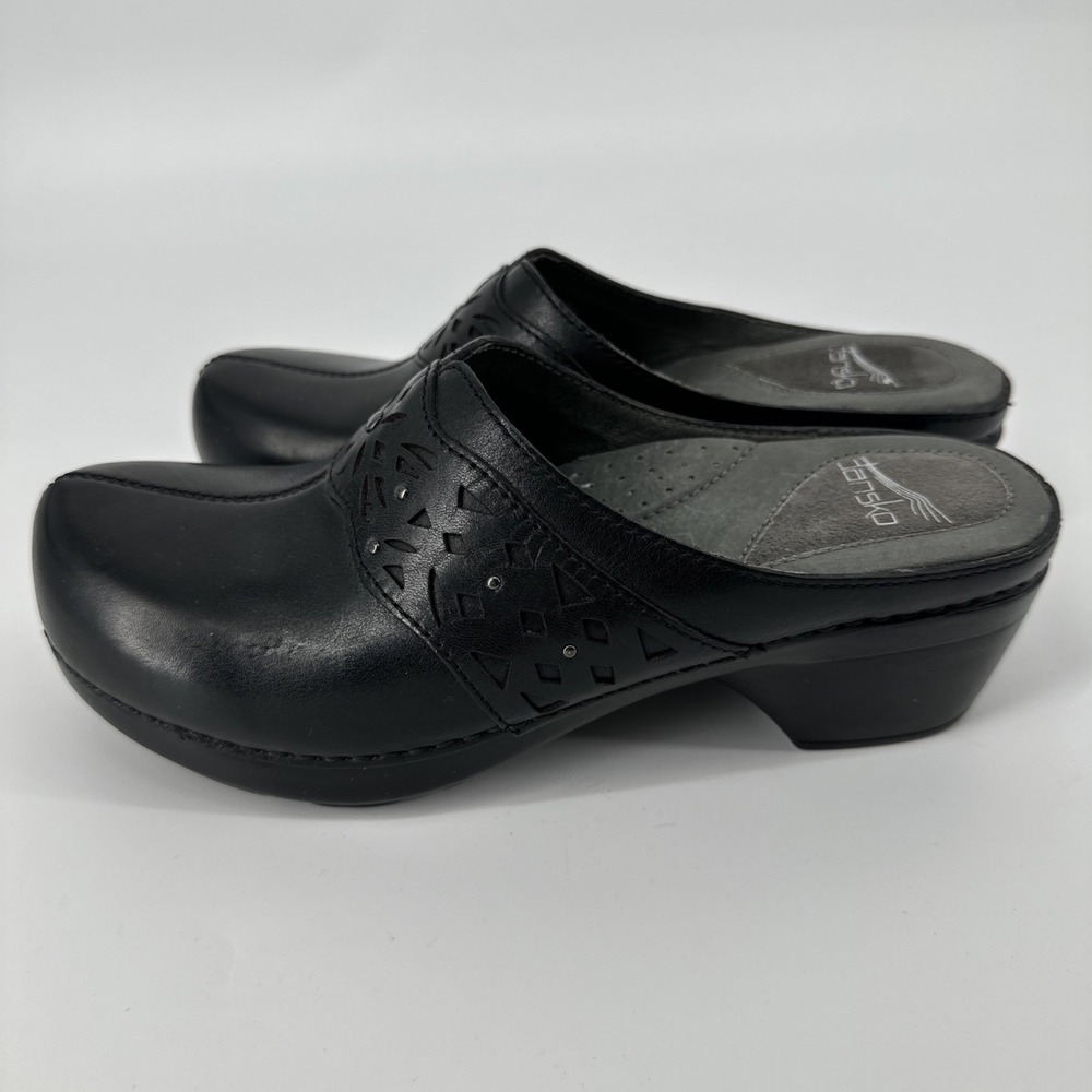 Dansko Clogs Women 38 Black Leather Laser Cut Floral Mules Professional Boho 4A